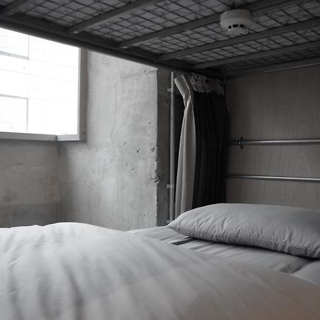 Hostel Haru Tokyo Esterno foto