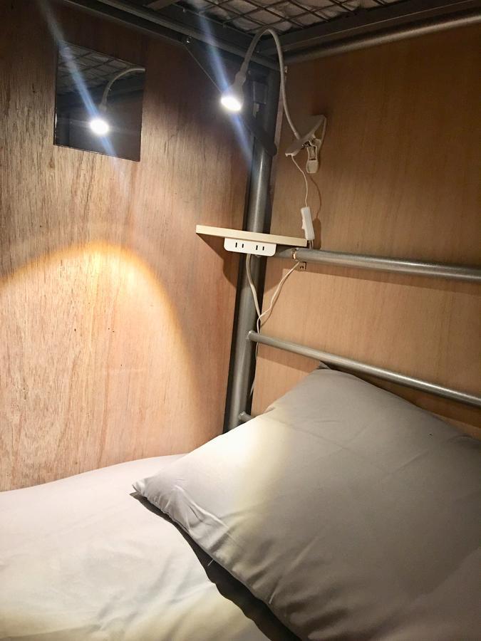 Hostel Haru Tokyo Esterno foto